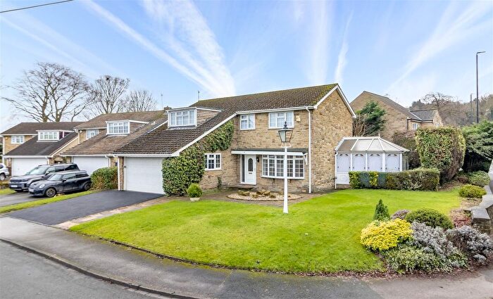 5 Bedroom Detached House For Sale In Pool Bank Close, Otley, LS21