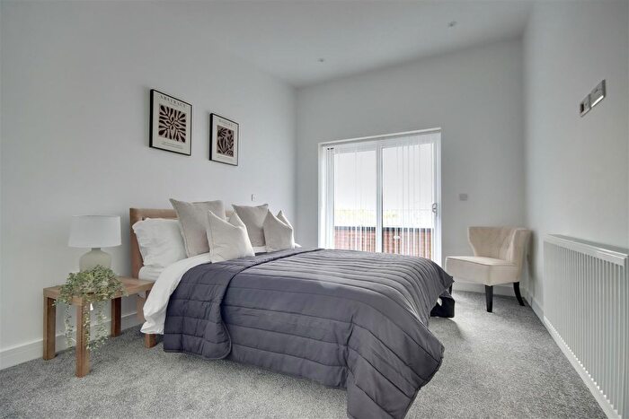 2 Bedroom Flat For Sale In Mumby Road, Gosport, PO12