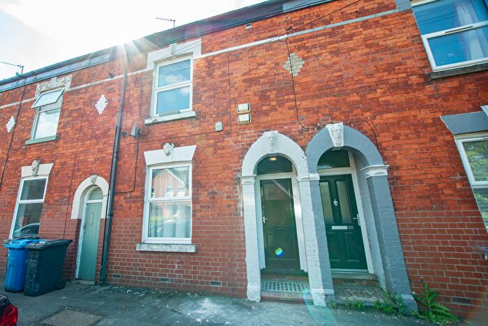 2 Bedroom Flat To Rent In Freehold Street, Hull, HU3