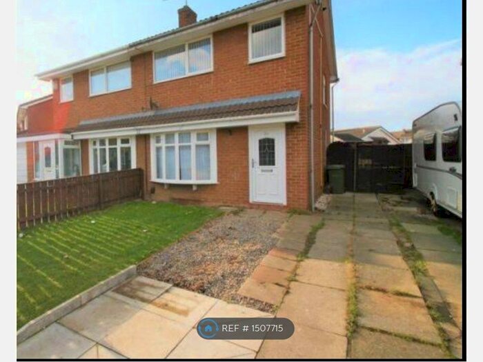 3 Bedroom Semi-Detached House To Rent In Helston Court, Thornaby, Stockton-On-Tees, TS17