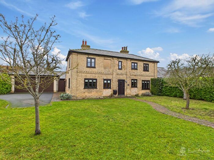 4 Bedroom Detached House For Sale In Ducks Lane, Exning, Newmarket, Suffolk, CB8