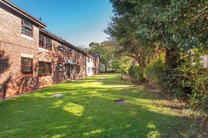 2 Bedroom Flat For Sale In Beech Gardens, Bulkington Avenue, Worthing, BN14