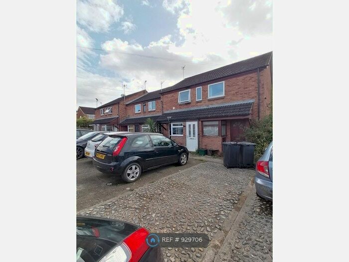 Studio To Rent In Squirrel Close, Gloucester, GL2