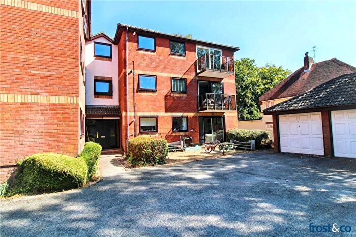 2 Bedroom Apartment For Sale In Blair Avenue, Lower Parkstone, Poole, Dorset, BH14