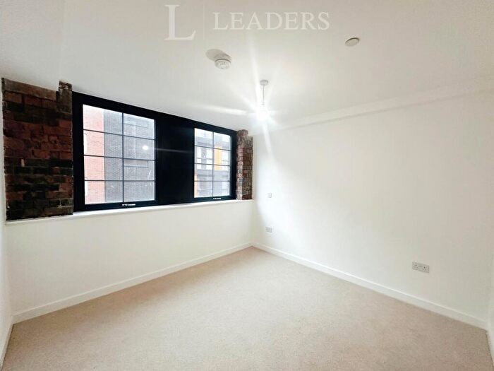 2 Bedroom Apartment To Rent In Lockside Apartments, Scotland Street, B1