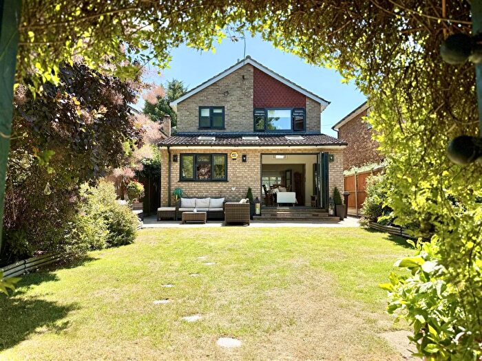 3 Bedroom Detached House For Sale In Ongar Road, Writtle, Chelmsford, CM1