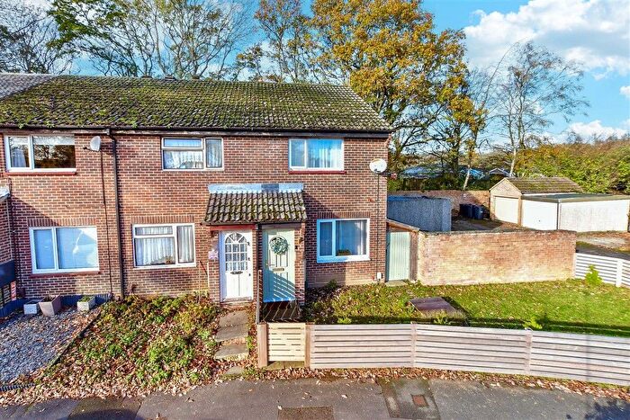 2 Bedroom End Terrace House For Sale In Lysander Way, Waterlooville, Hampshire, PO7