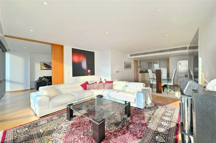 2 Bedroom Apartment For Sale In West India Quay, Hertsmere Road, Canary Wharf, London, E14