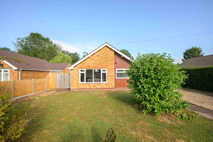 2 Bedroom Detached Bungalow For Sale In Main Road, Keal Cotes, PE23