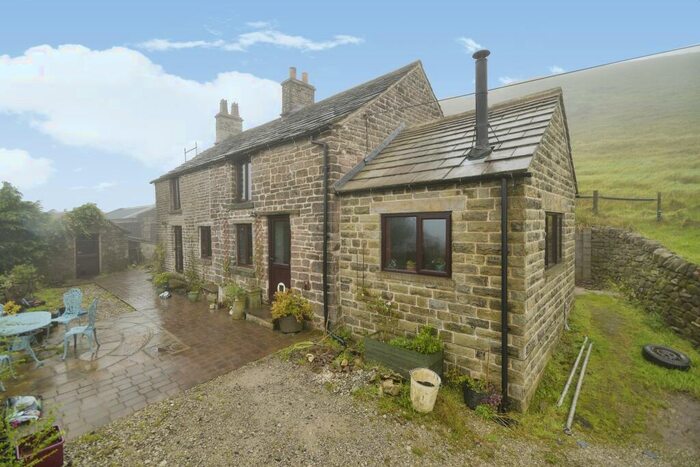 2 Bedroom Detached House For Sale In Quarnford, Buxton, Staffordshire, SK17