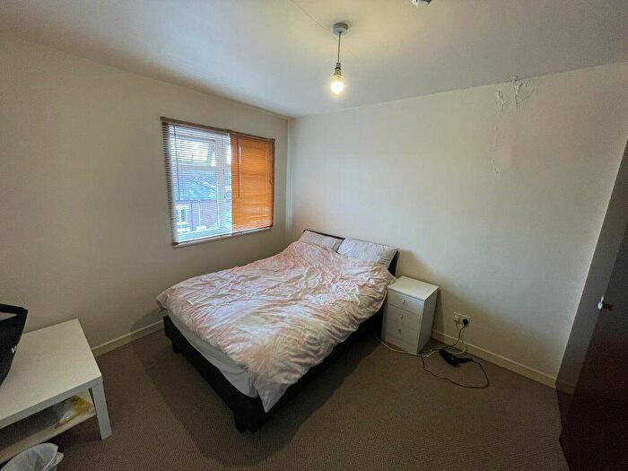 1 Bedroom Flat To Rent In Fosse Road South, Leicester, LE3