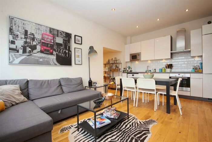 1 Bedroom Flat To Rent In Quant Building, - Church Hill, Walthamstow, E17