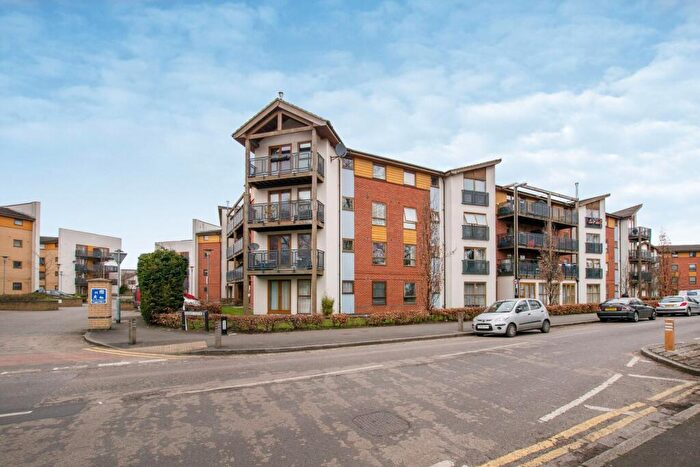 2 Bedroom Flat For Sale In Harry Close, Croydon, CR0