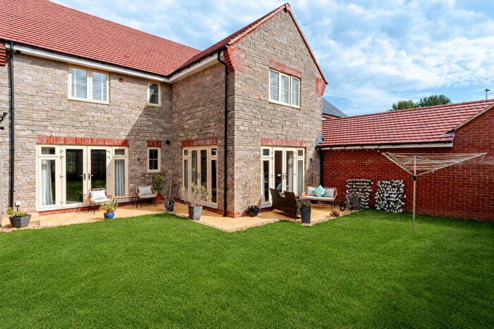 4 Bedroom Detached House For Sale In Muntjac Road, Langford, BS40