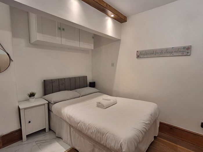 Studio To Rent In Cockspur Street, London, SW1Y