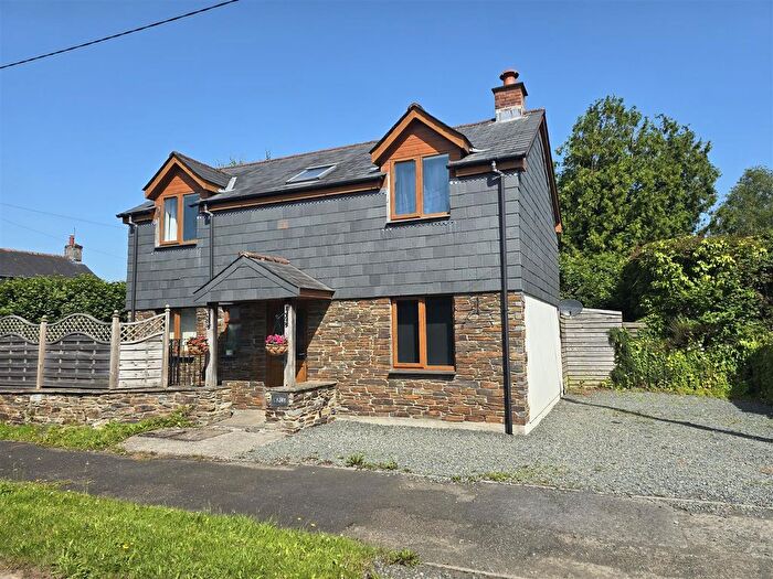 3 Bedroom Property For Sale In Liftondown, Lifton, PL16