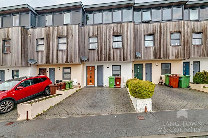 4 Bedroom Town House To Rent In Pleasure Hill Close, Plymstock, Plymouth, PL9