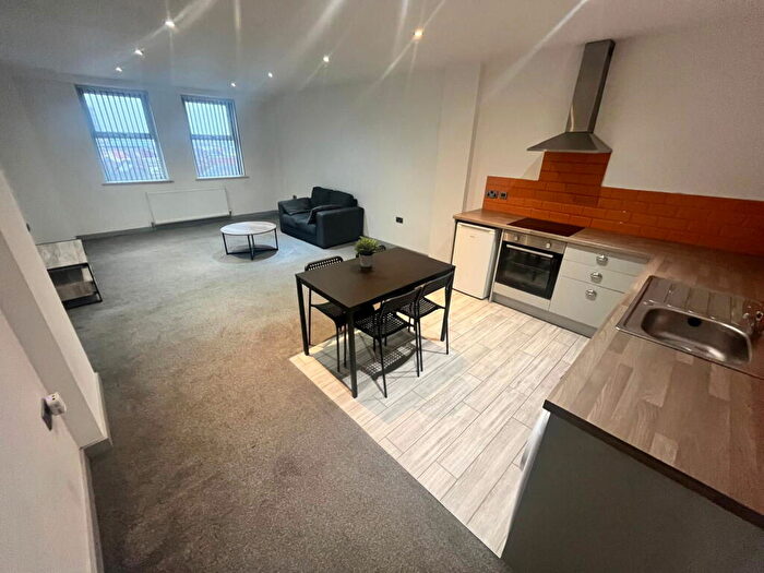 1 Bedroom Flat To Rent In St Peters House, Doncaster, DN1