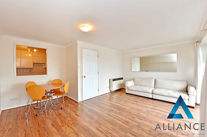 1 Bedroom Flat To Rent In Mauretania Building, Jardine Road, E1W