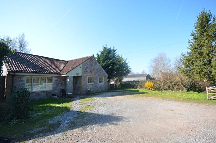4 Bedroom Bungalow For Sale In Moorland Street, Axbridge, BS26