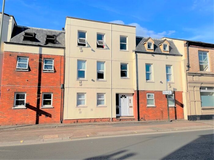 1 Bedroom Flat To Rent In High Street, Cheltenham, GL50