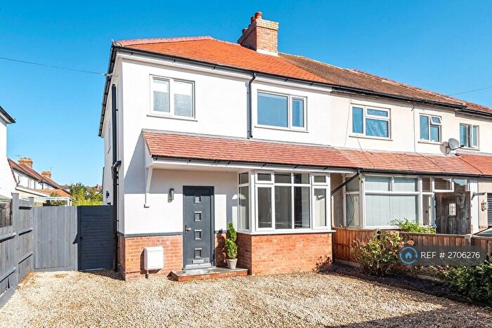 4 Bedroom Semi Detached House To Rent In New Cross Road, Guildford, GU2