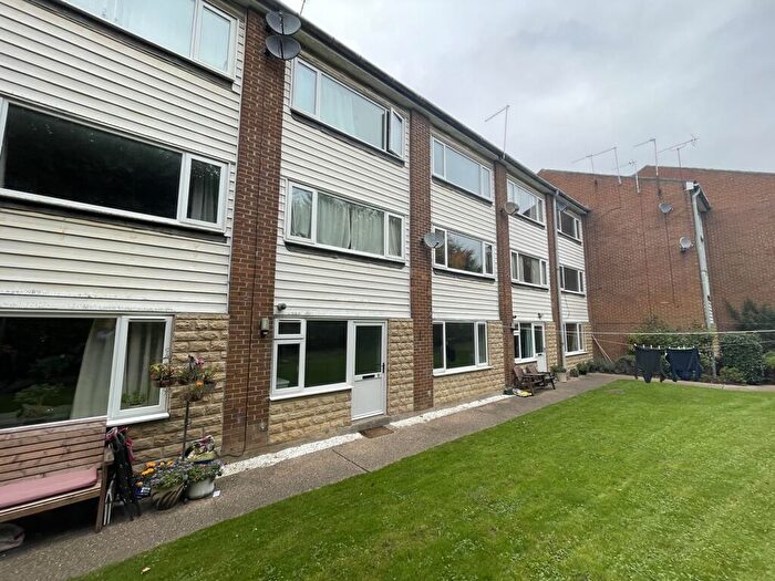 House To Rent In Marshall Mill Court, Scissett, Huddersfield, HD8