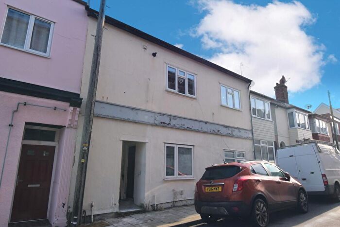 2 Bedroom Apartment To Rent In Newgate Street, Walton On The Naze, CO14