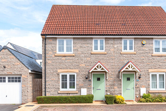 3 Bedroom Semi-Detached House For Sale In Sundew Road, Lyde Green, Bristol, Gloucestershire, BS16