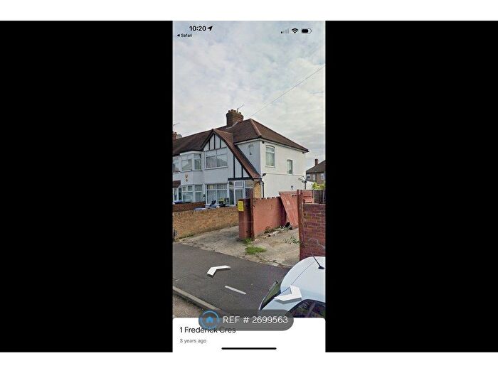 3 Bedroom End Of Terrace House To Rent In Frederick Crescent, Enfield, EN3