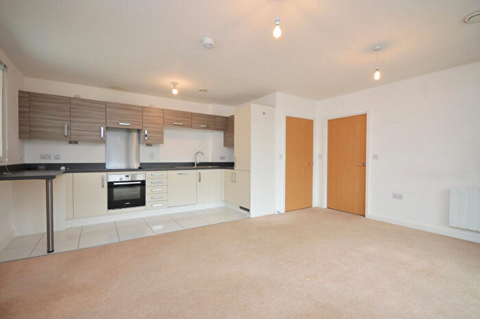 3 Bedroom Flat To Rent In Canons Gate, Anchor Road, City Centre, Bristol, Bristol City, BS1