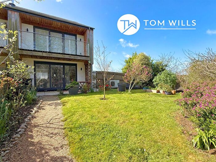2 Bedroom Semi Detached House For Sale In Pennance Field, Falmouth, TR11