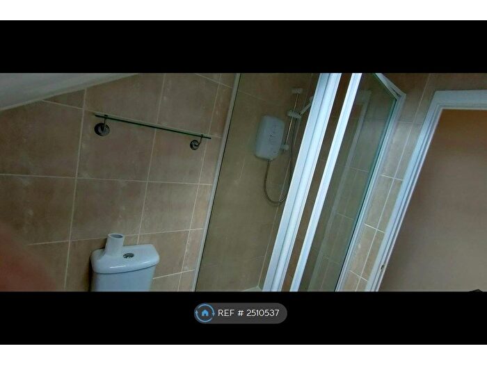 1 Bedroom Flat To Rent In Sowood Street, Leeds, LS4