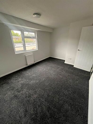 2 Bedroom End Of Terrace House To Rent In Pilgrims Way, Andover, SP10