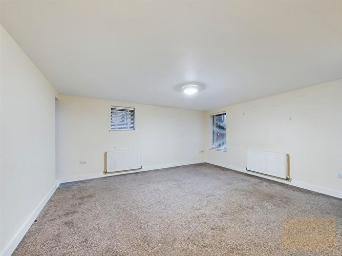 2 Bedroom Flat To Rent In Millbrook Street, Cheltenham, GL50