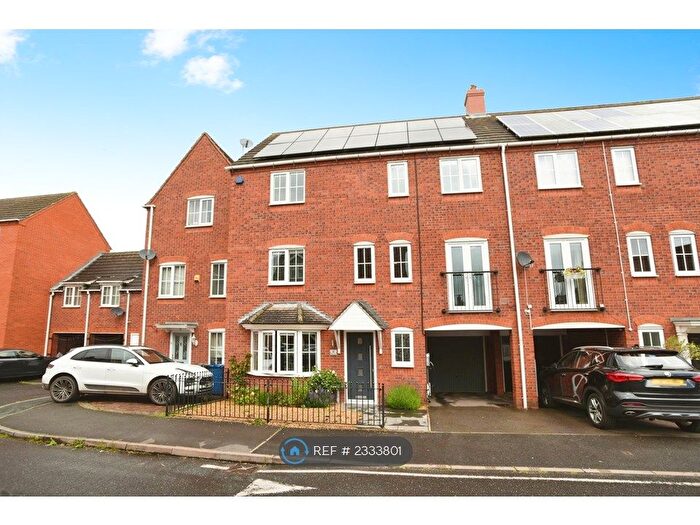 5 Bedroom Terraced House To Rent In Witley Drive, Lichfield, WS13