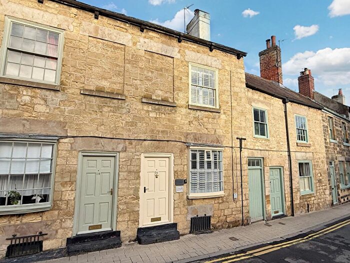 2 Bedroom Cottage For Sale In Cheapside, Knaresborough, HG5