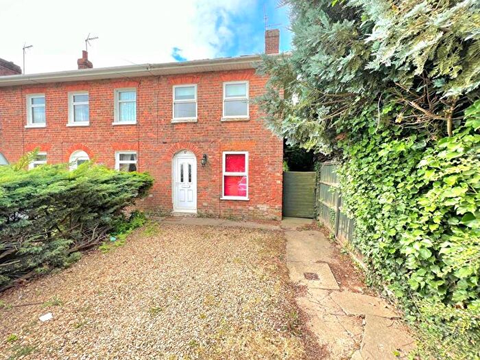 2 Bedroom End Of Terrace House To Rent In Roman Road, Moulton Chapel, PE12