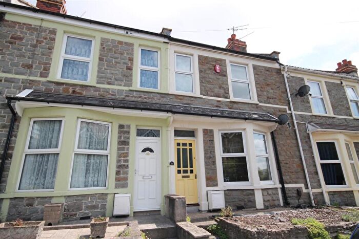 4 Bedroom Terraced House To Rent In Snowdon Road Fishponds Bristol, BS16