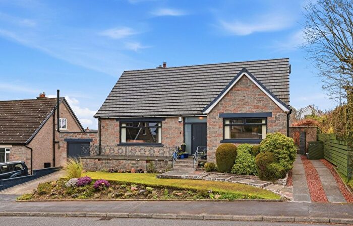 4 Bedroom Detached House For Sale In Greenvale Drive, Brightons, FK2