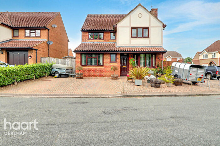 4 Bedroom Detached House For Sale In Cromwell Close, Swaffham, PE37