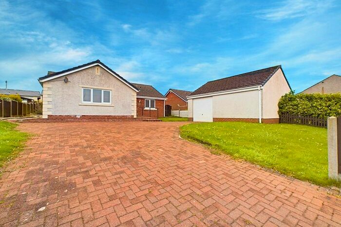 3 Bedroom Detached Bungalow For Sale In Yeathouse Road, Frizington, CA26