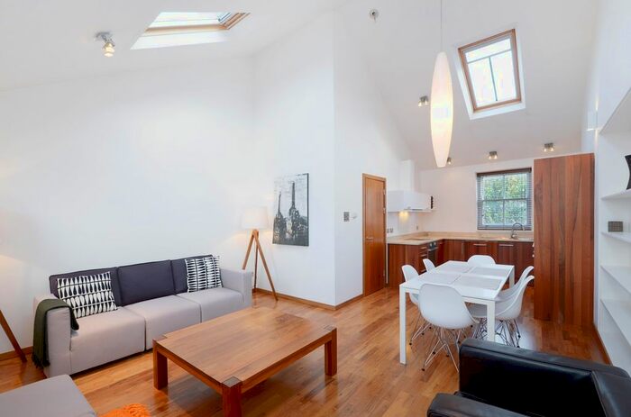 2 Bedroom Flat To Rent In Ranelagh Road, London, SW1V