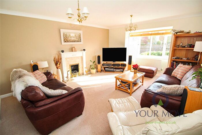 4 Bedroom Detached House For Sale In Easby Abbey, Bedford, Bedfordshire, MK41