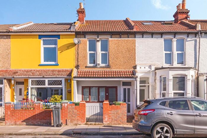 2 Bedroom Flat For Sale In Chichester Road, Portsmouth, PO2