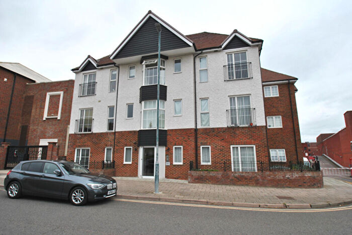1 Bedroom Apartment For Sale In Gernon Road, Letchworth Garden City, SG6