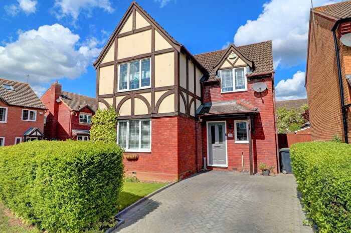 4 Bedroom Detached House For Sale In Talavera Road, Norton, Worcester., WR5