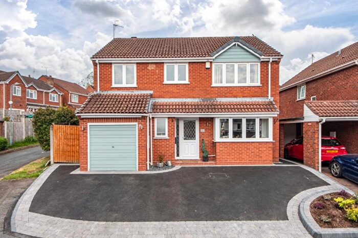 4 Bedroom Detached House For Sale In Miller Close, Bromsgrove, Worcestershire, B60