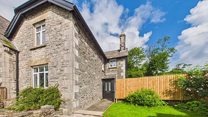 3 Bedroom Semi-Detached House For Sale In Main Street, Endmoor, LA8