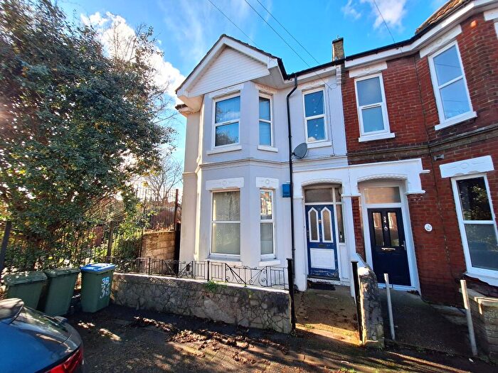 2 Bedroom Flat For Sale In Southampton, SO17